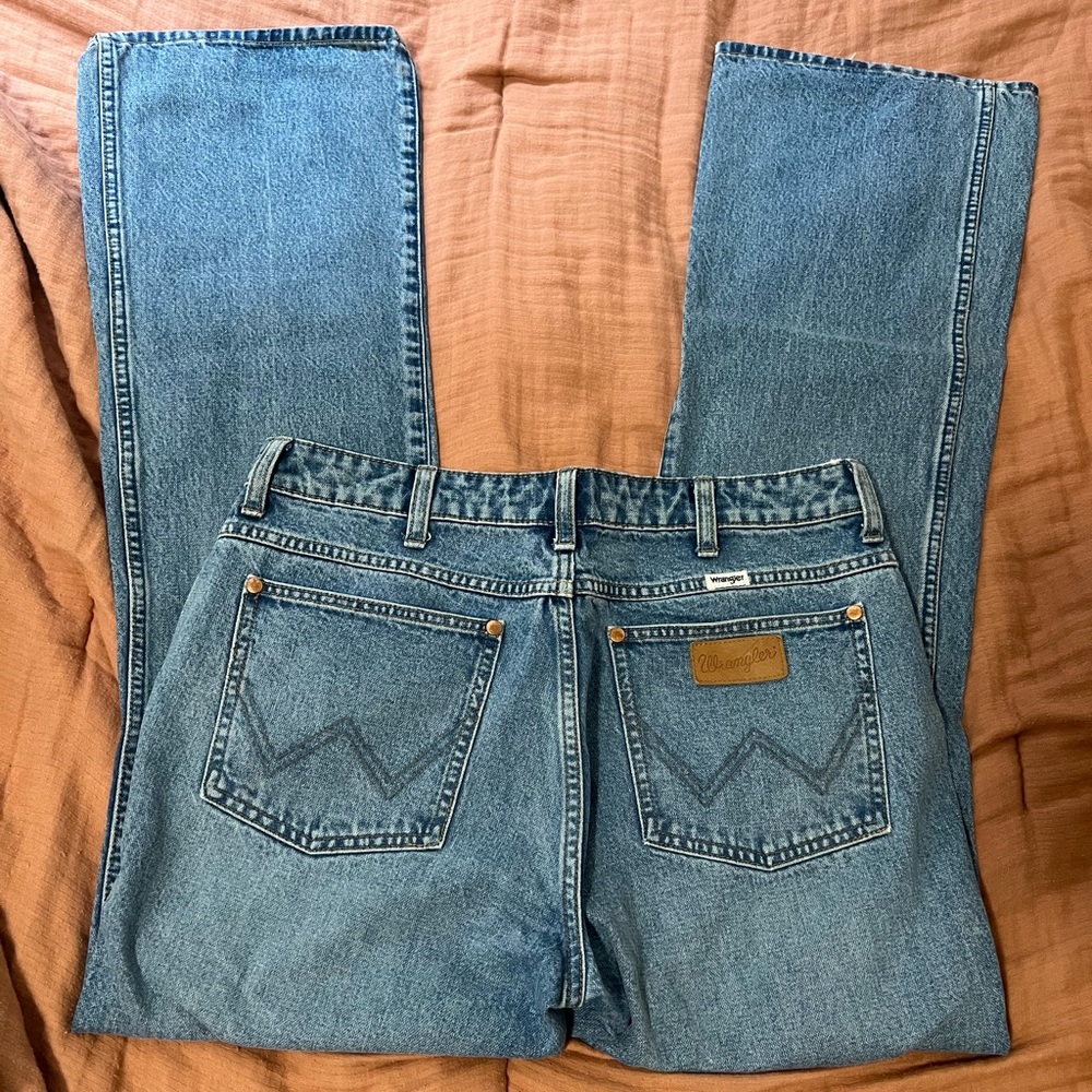 Women’s wrangler jeans